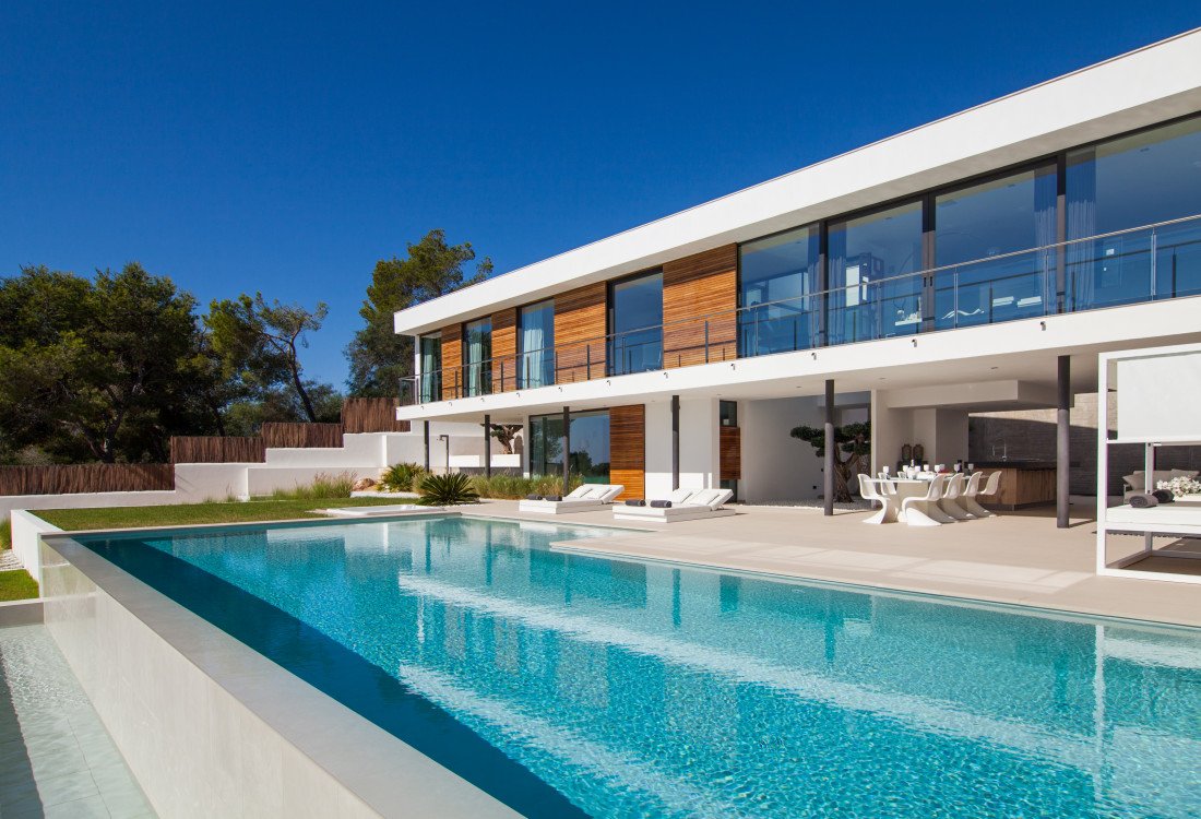 Lujo contemporáneo en urbanización de prestigio - 1