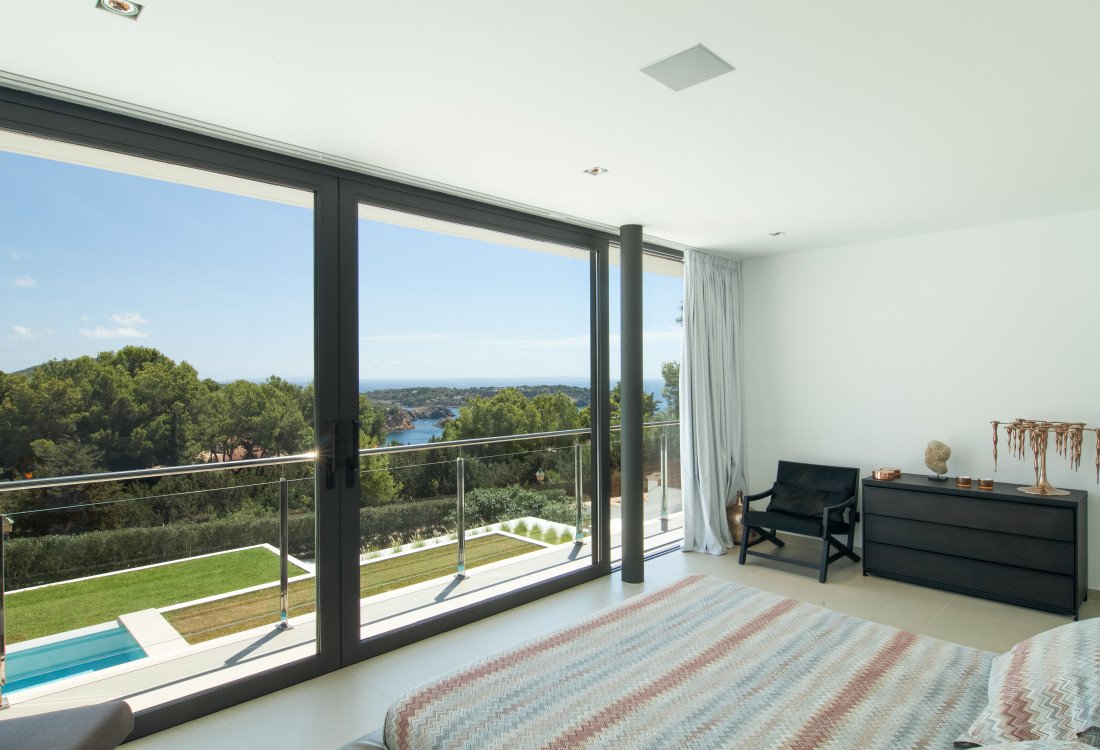 Lujo contemporáneo en urbanización de prestigio - 17