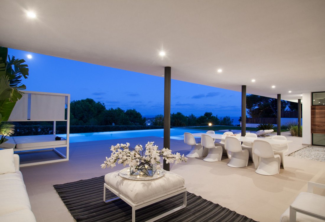 Lujo contemporáneo en urbanización de prestigio - 24