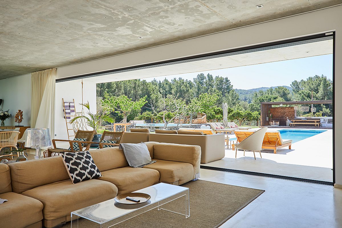 Villa de arquitectura moderna en la carretera de Sant Joan - 28