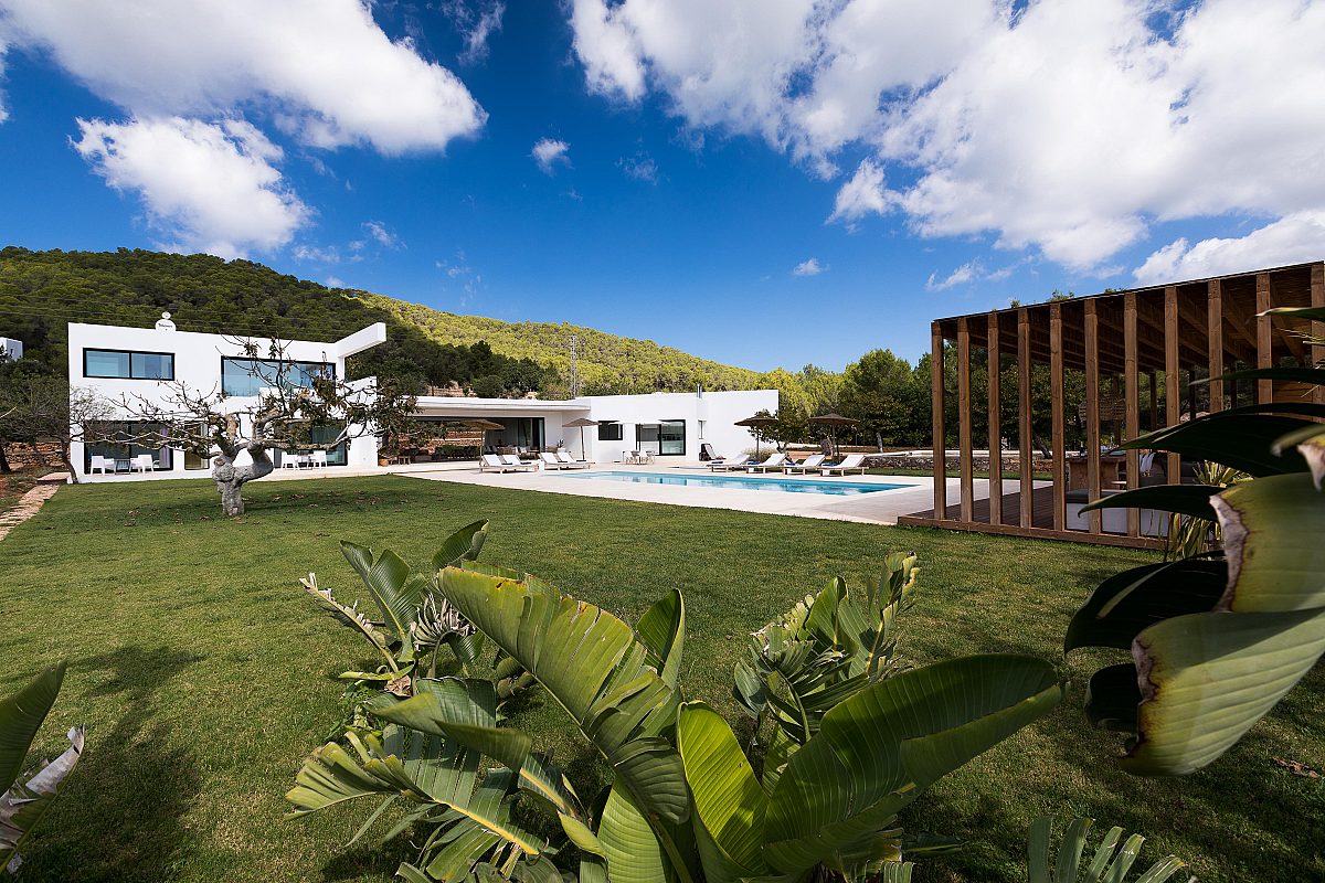 Villa de arquitectura moderna en la carretera de Sant Joan - 10
