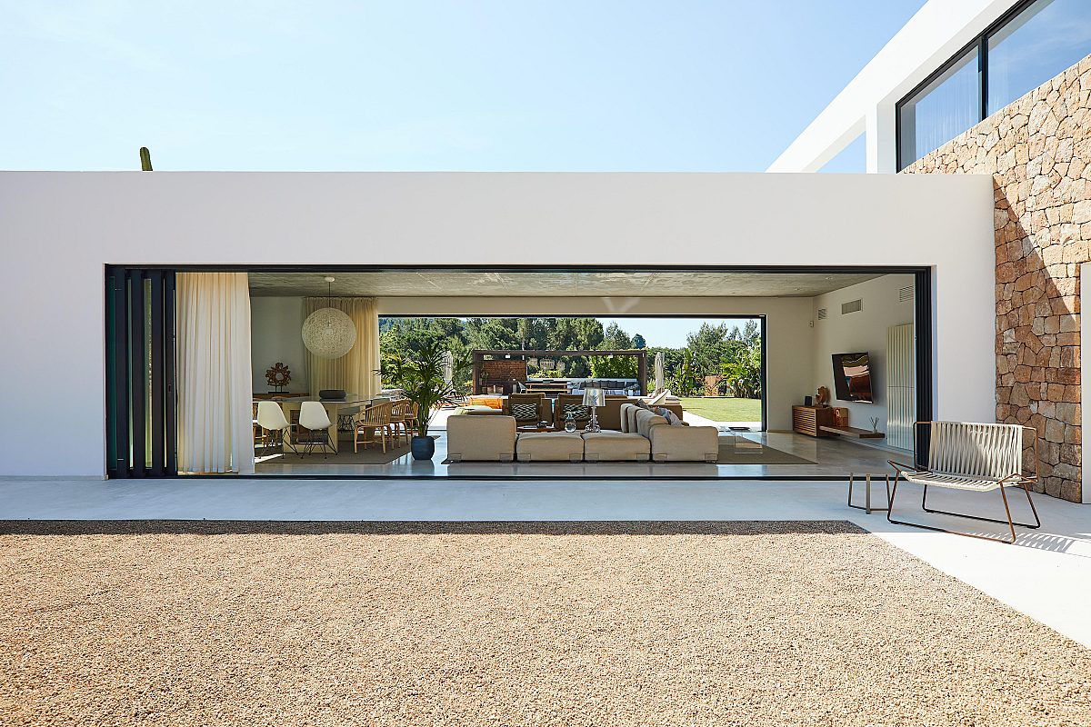 Villa de arquitectura moderna en la carretera de Sant Joan - 31