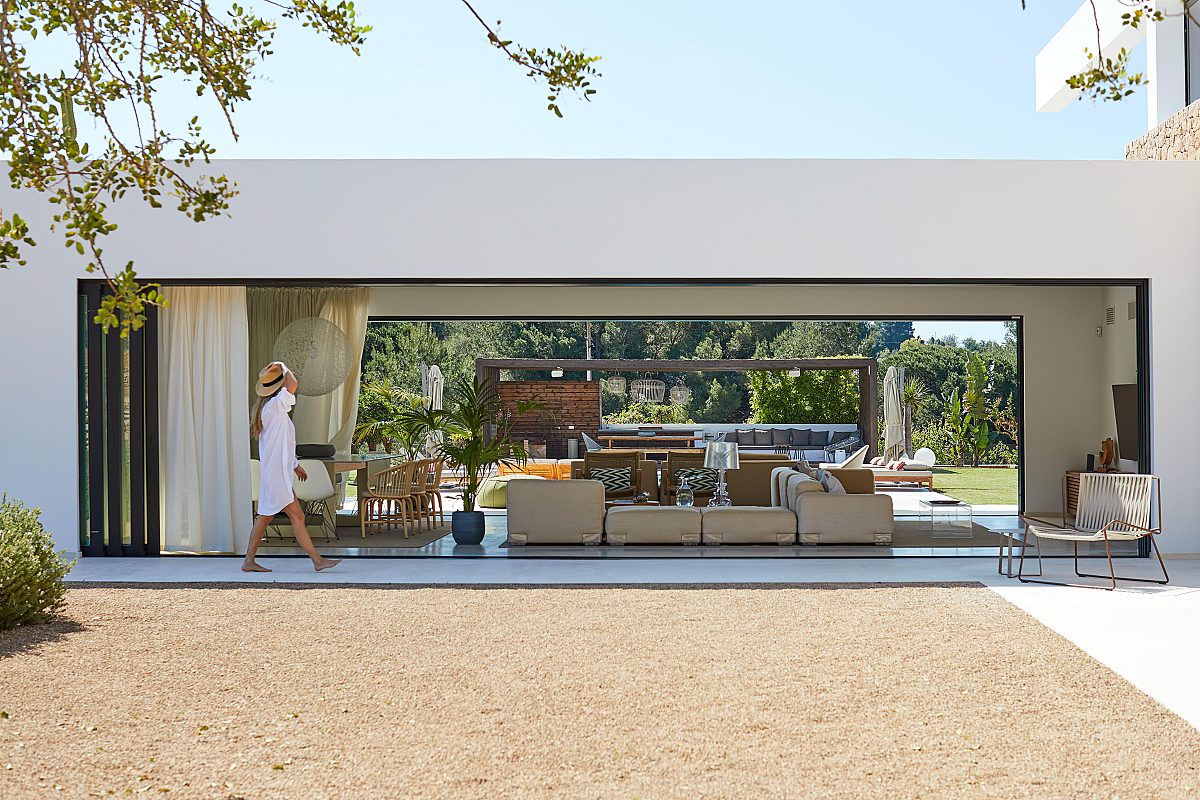 Villa de arquitectura moderna en la carretera de Sant Joan - 3