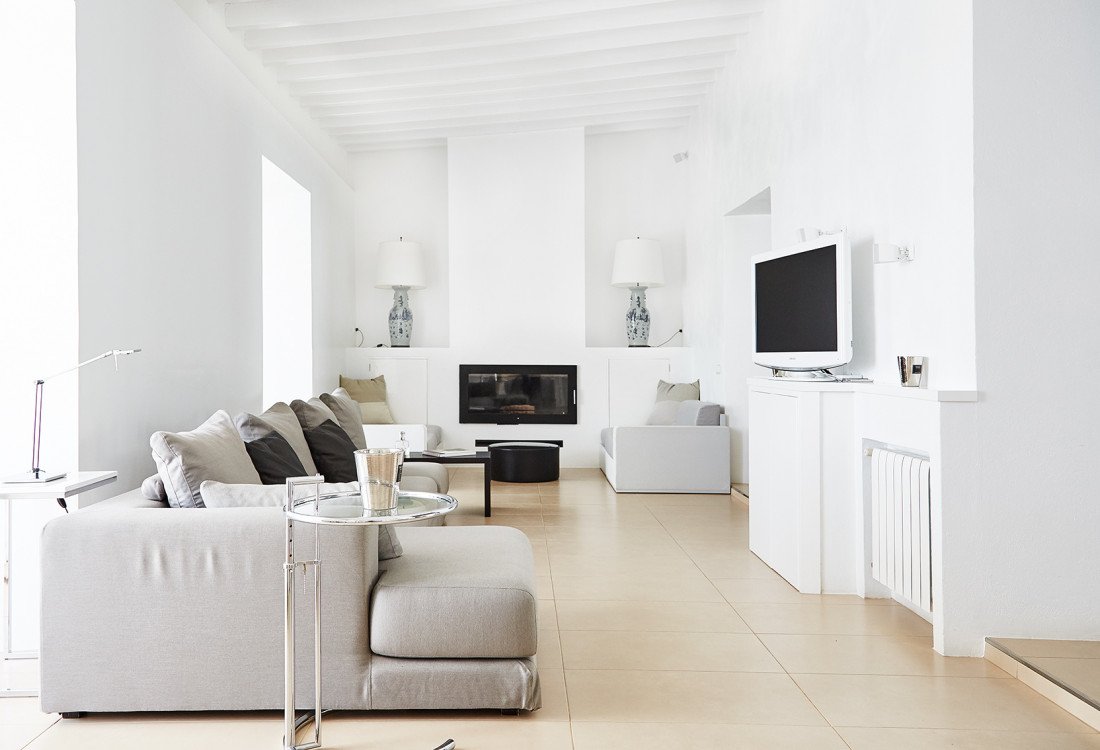 High-end Ibizan luxury in Cap Martinet - 7