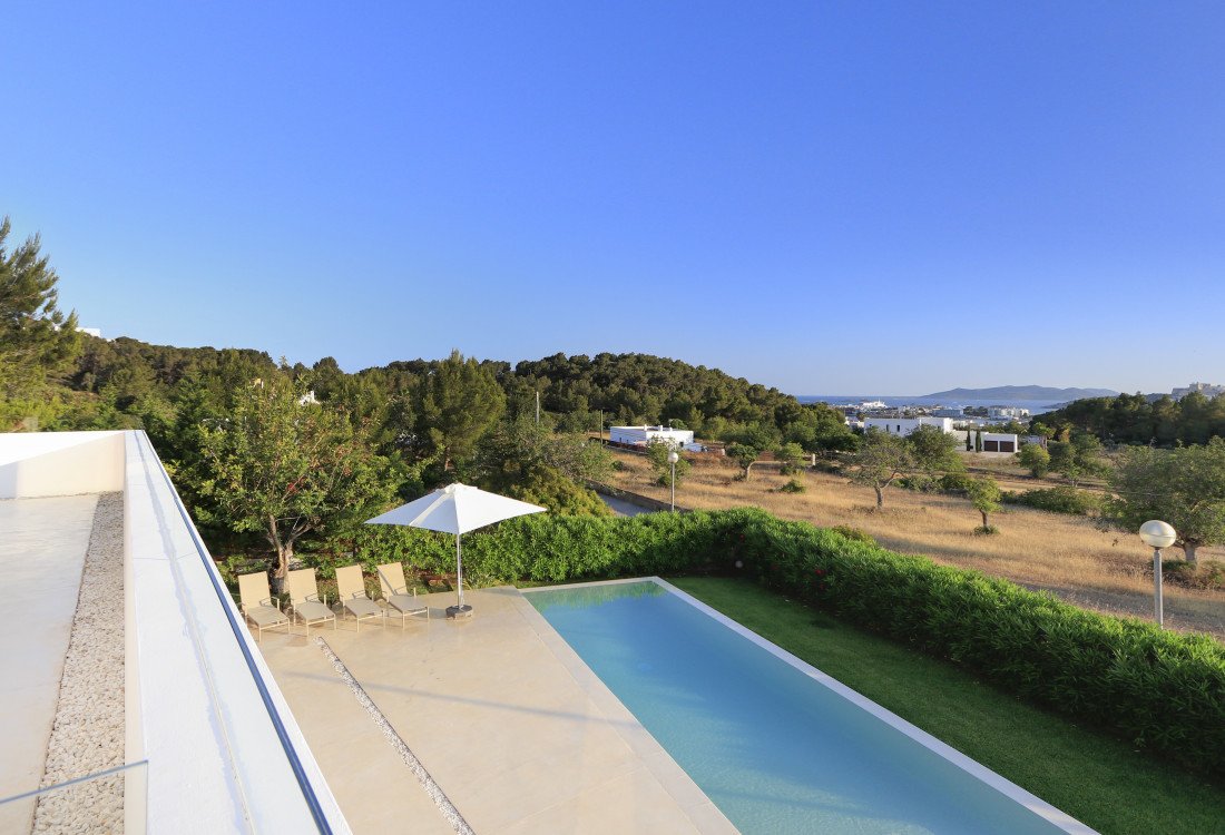 Modernes Familienhaus in Ibizas privilegierter Nachbarschaft - 30