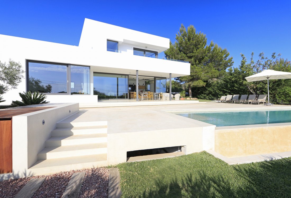 Modernes Familienhaus in Ibizas privilegierter Nachbarschaft - 2