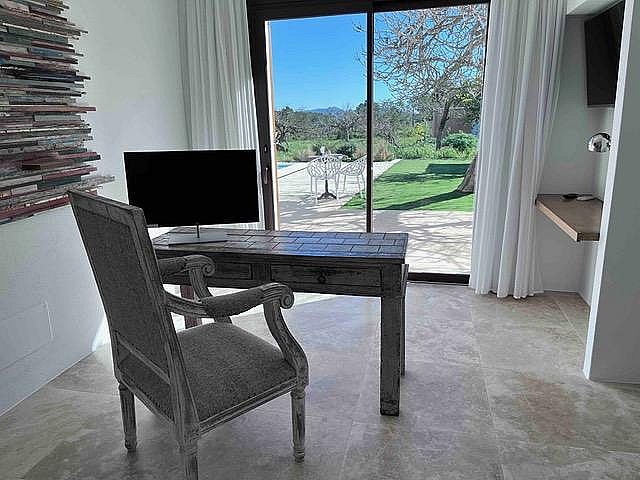 Einzigartige Villa im Ibizenkischen Stil in San Lorenzo - 32