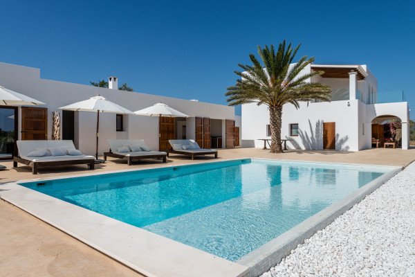 Einzigartige Villa im Ibizenkischen Stil in San Lorenzo - 1