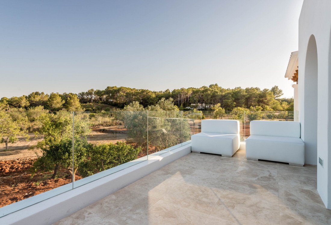 Einzigartige Villa im Ibizenkischen Stil in San Lorenzo - 2