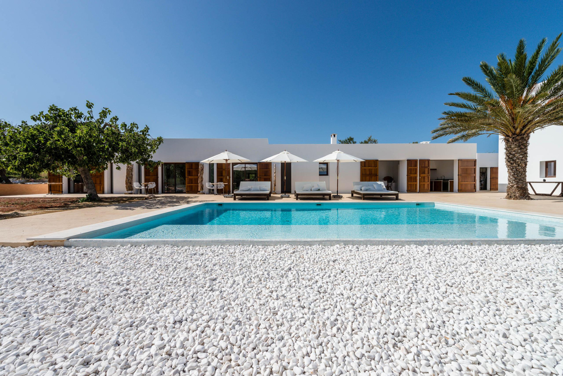 Exclusiva villa de estilo ibicenco en San Lorenzo - 3
