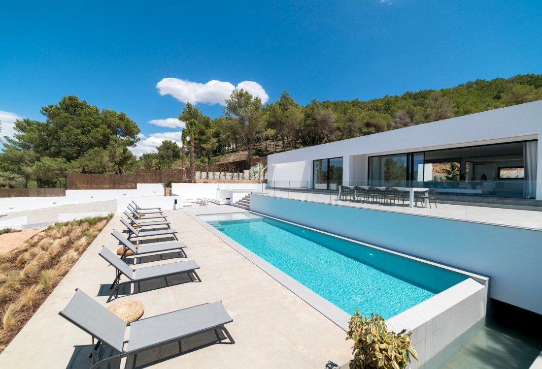 Minimalistische Luxusvilla in den Hügeln von San José - 1