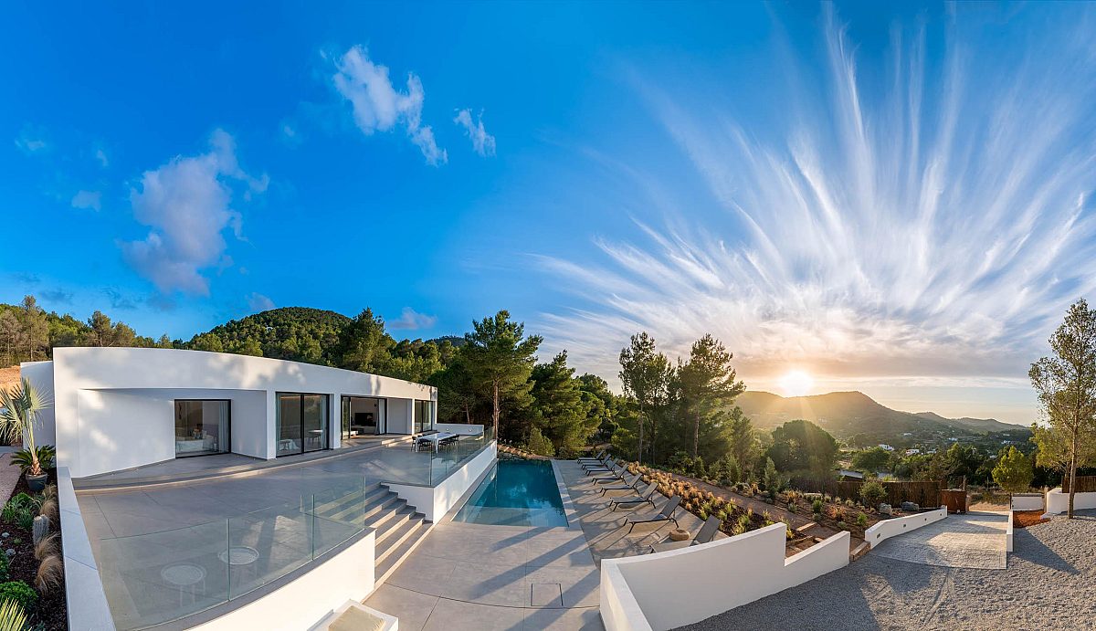 Minimalistic luxury villa in the hills of Sant Josep - 2