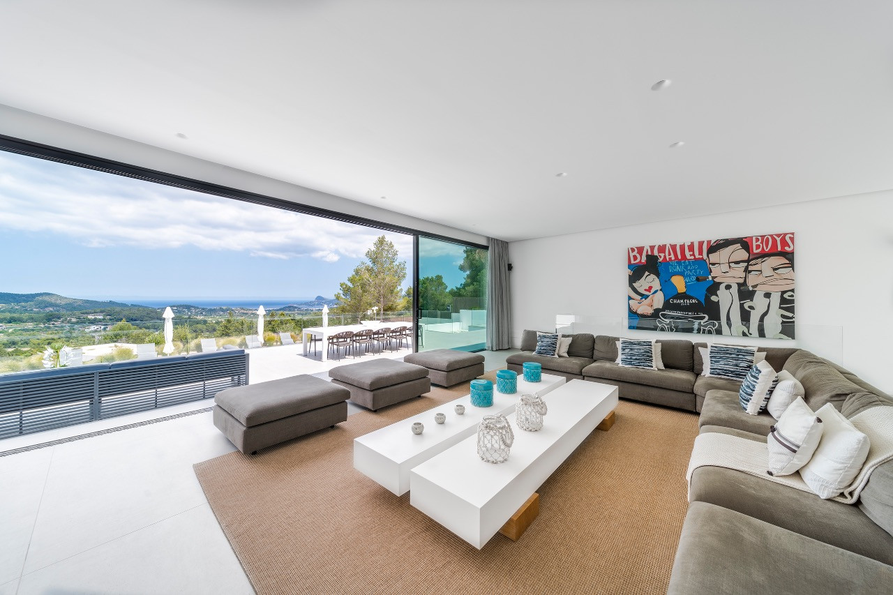 Minimalistic luxury villa in the hills of Sant Josep - 3