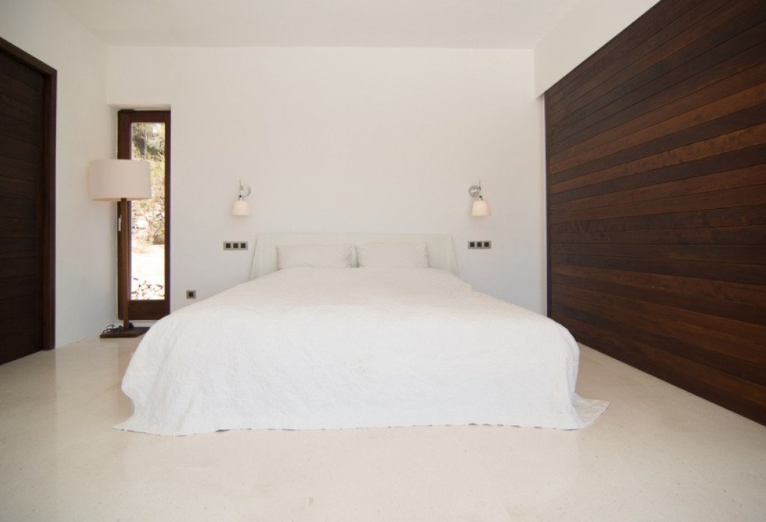 Villa de diseño en la parte alta de Cala Tarida - 14