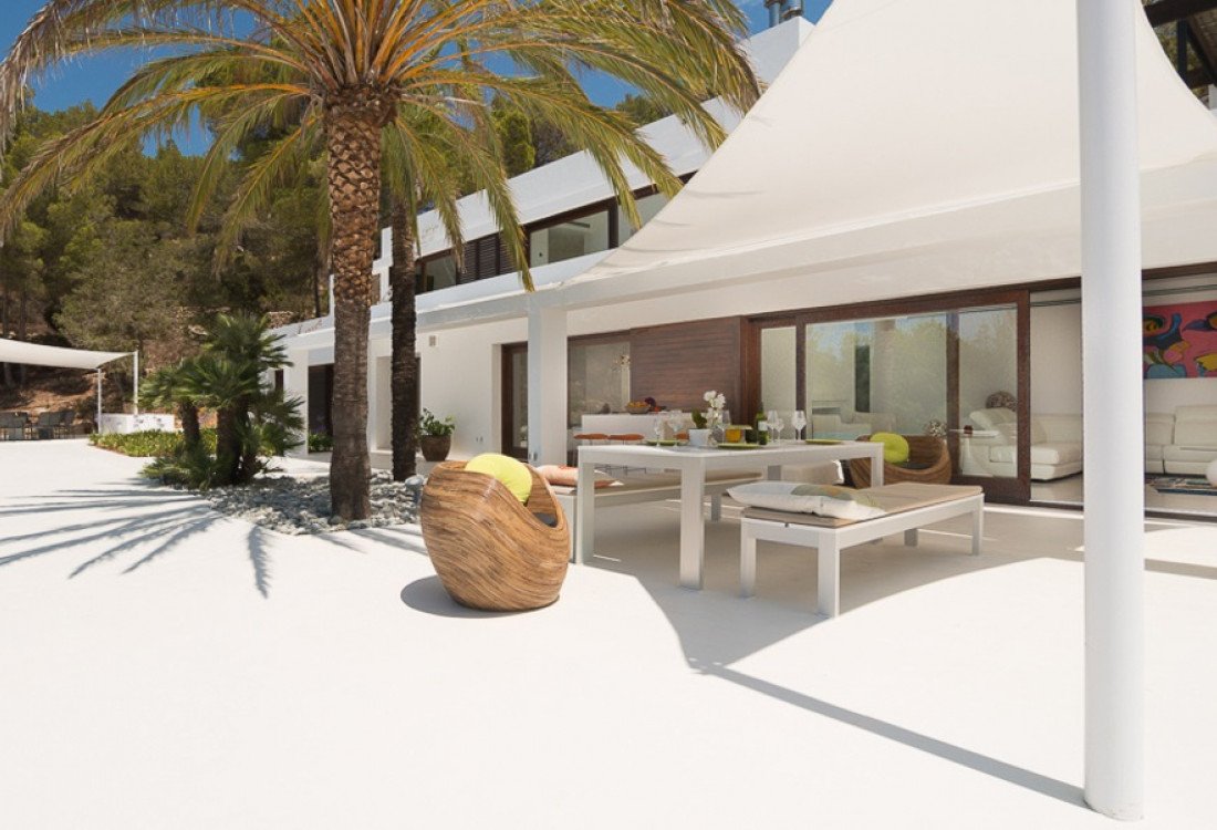 Villa de diseño en la parte alta de Cala Tarida - 7