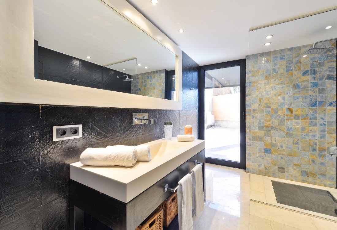 Moderne Luxusvilla in exklusiver Urbanisation - 24