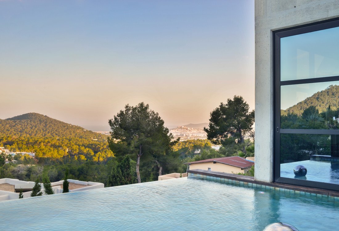 Moderne Luxusvilla in exklusiver Urbanisation - 3