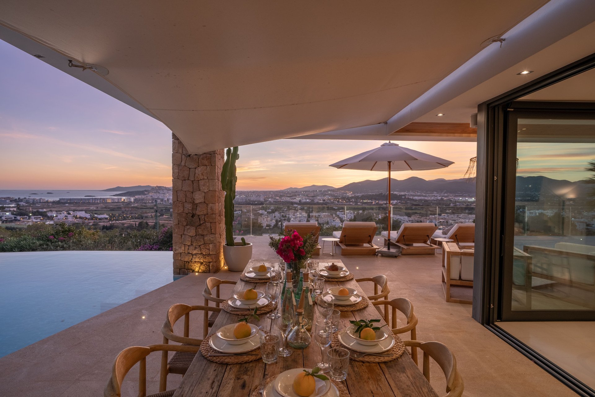 Villa privada rodeada de naturaleza con vistas panorámicas - 36