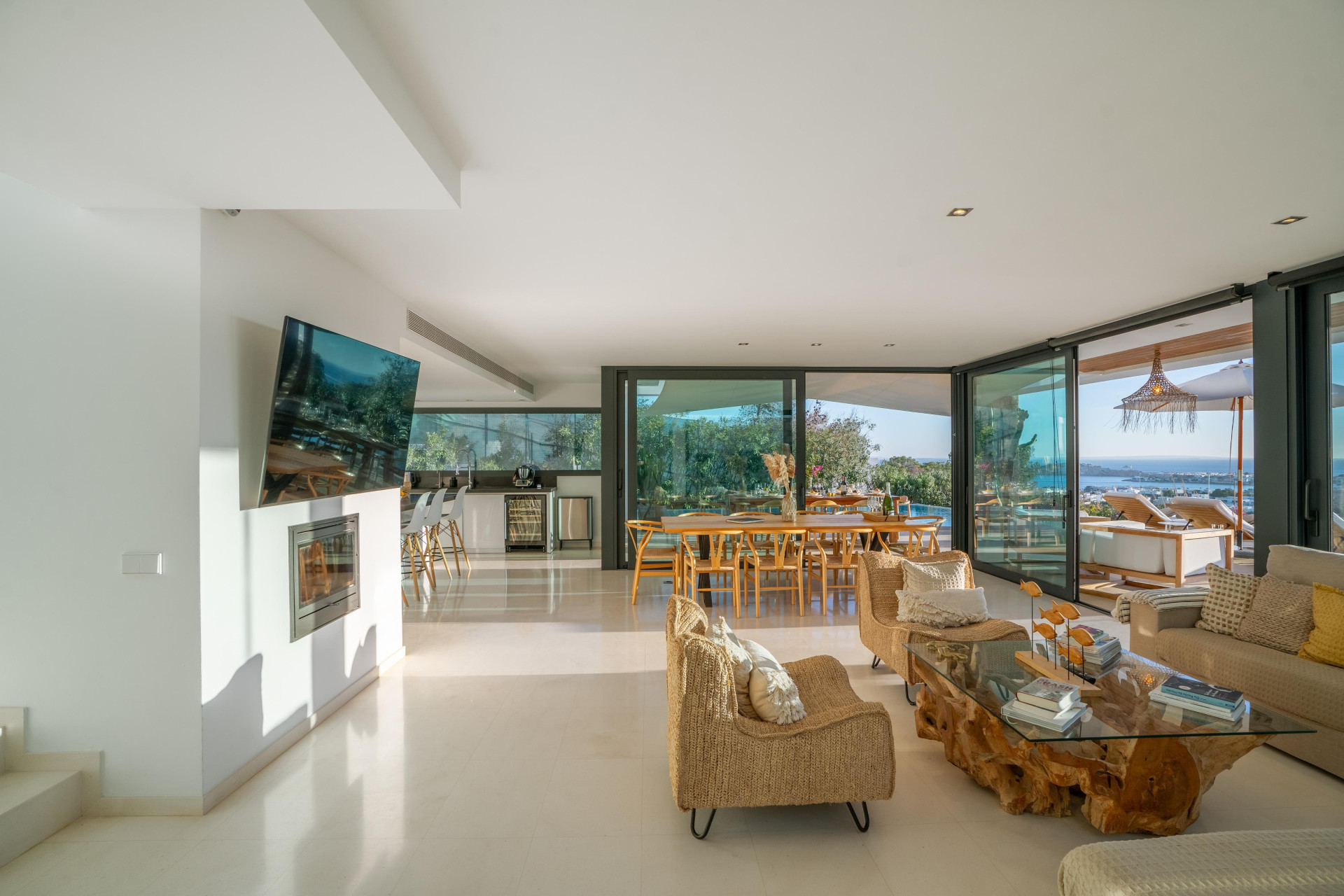 Villa privada rodeada de naturaleza con vistas panorámicas - 10