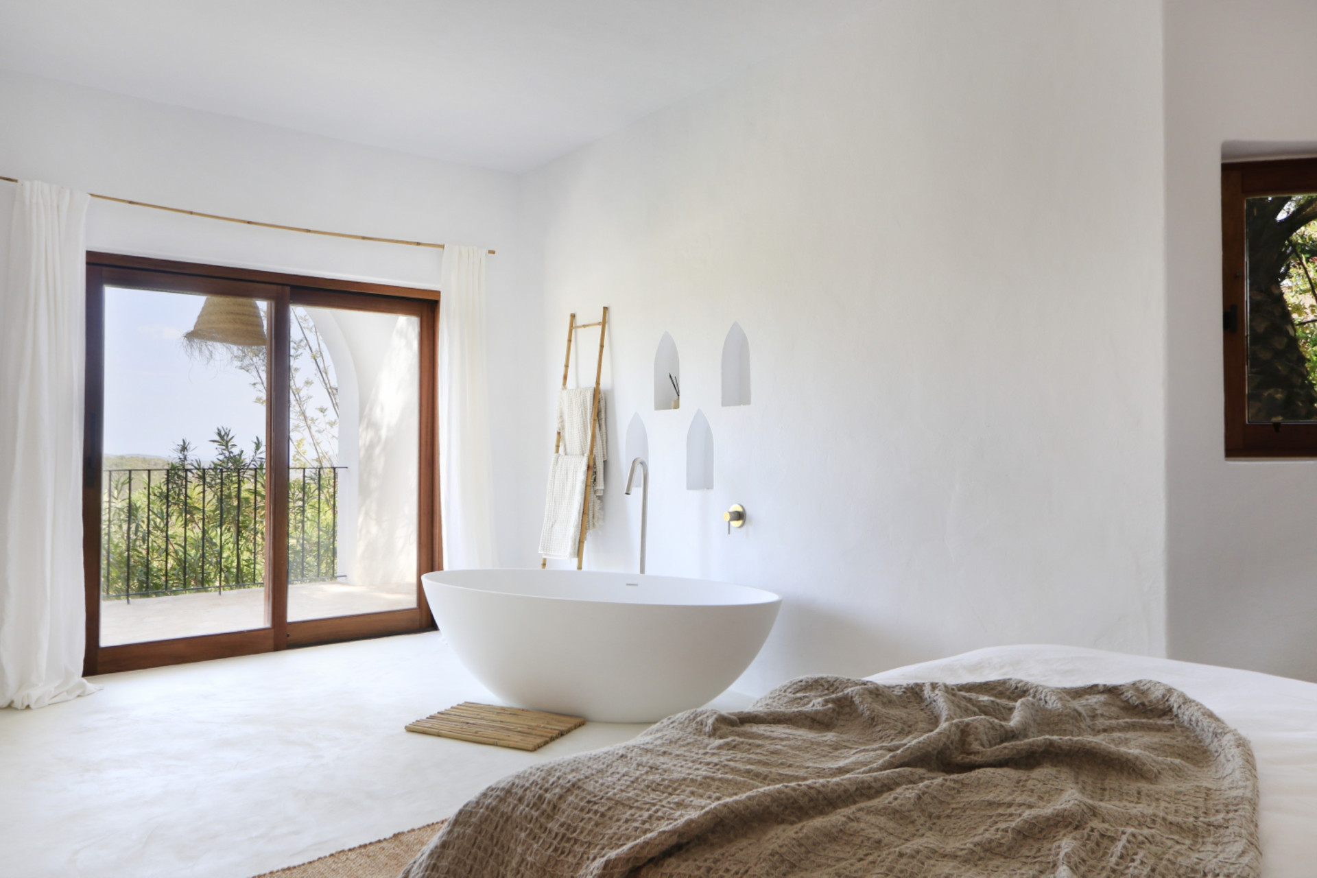 Genuine Ibizan property in Santa Gertrudis - 15