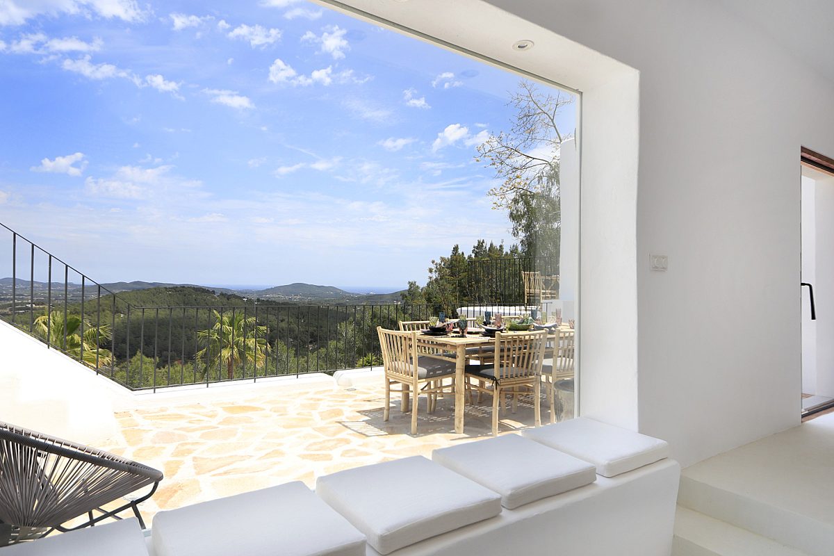 Genuine Ibizan property in Santa Gertrudis - 18