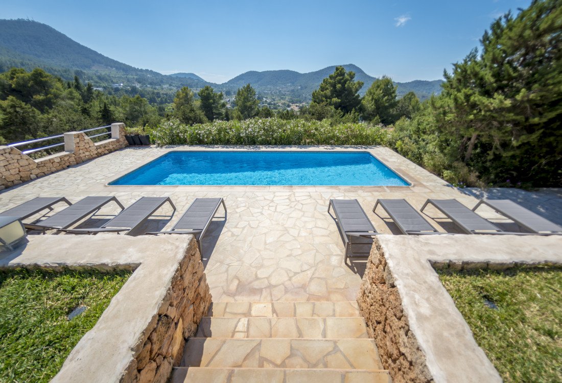 Espaciosa casa de vacaciones en el pueblo de Sant Josep - 6