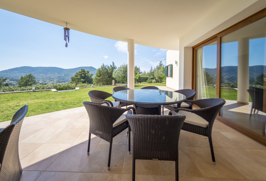 Espaciosa casa de vacaciones en el pueblo de Sant Josep - 8