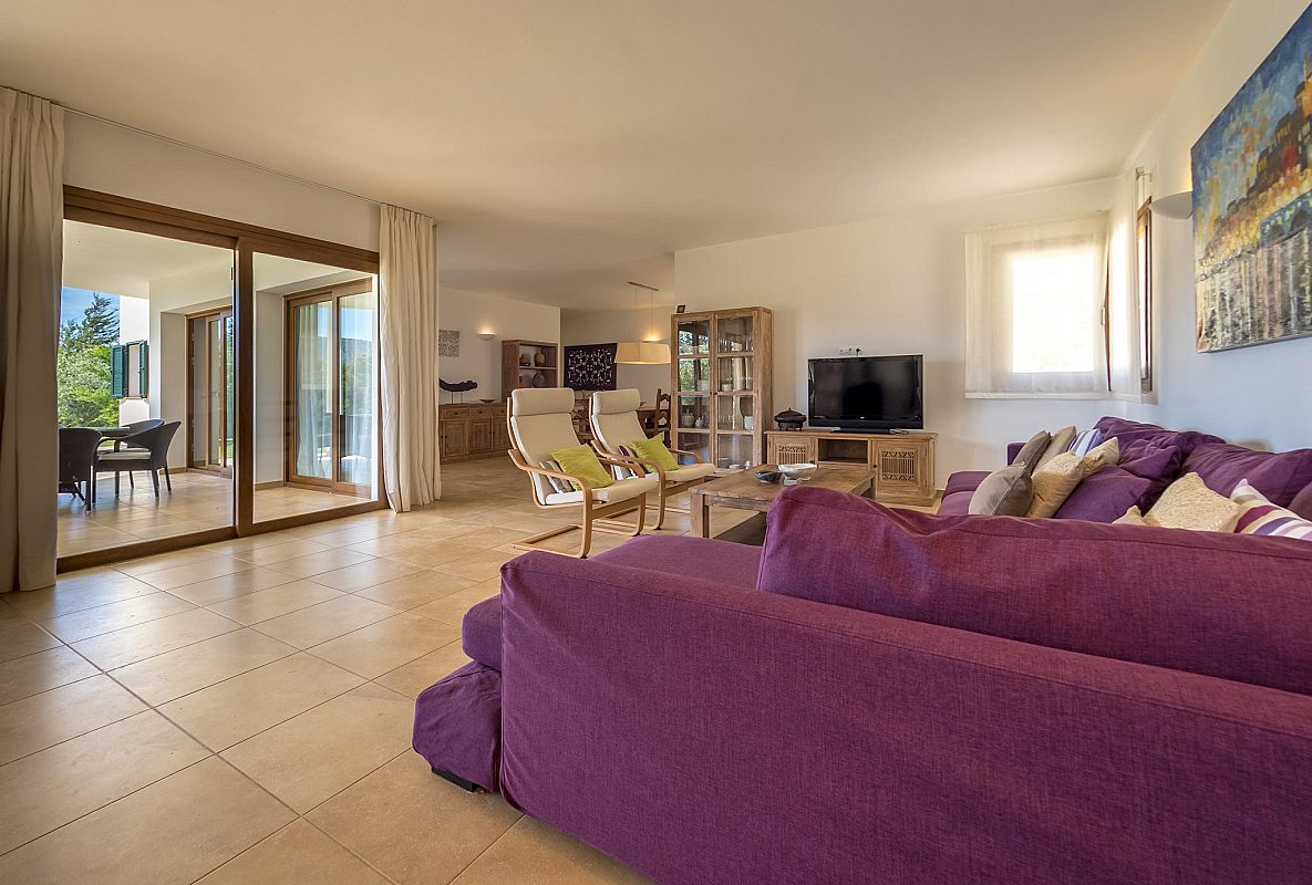 Geräumiges Ferienhaus im Dorf Sant Josep - 9