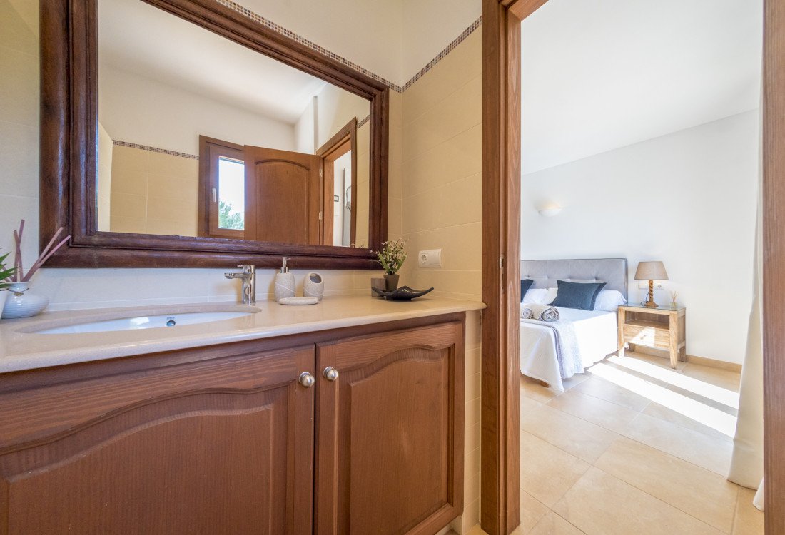 Espaciosa casa de vacaciones en el pueblo de Sant Josep - 24