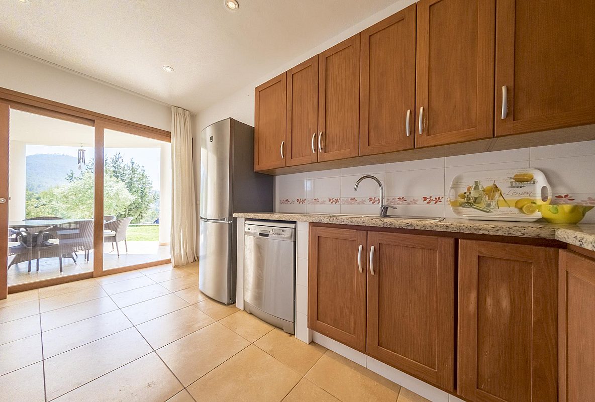 Geräumiges Ferienhaus im Dorf Sant Josep - 13