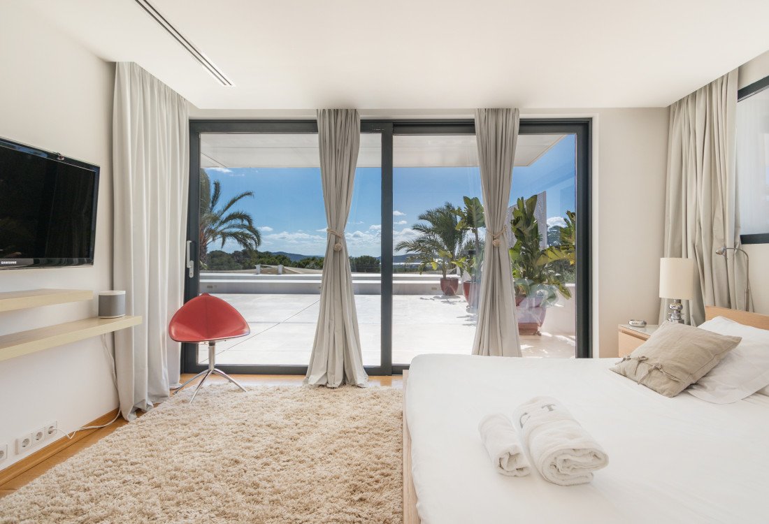 Lujo y amplitud cerca de la ciudad de Ibiza - 2