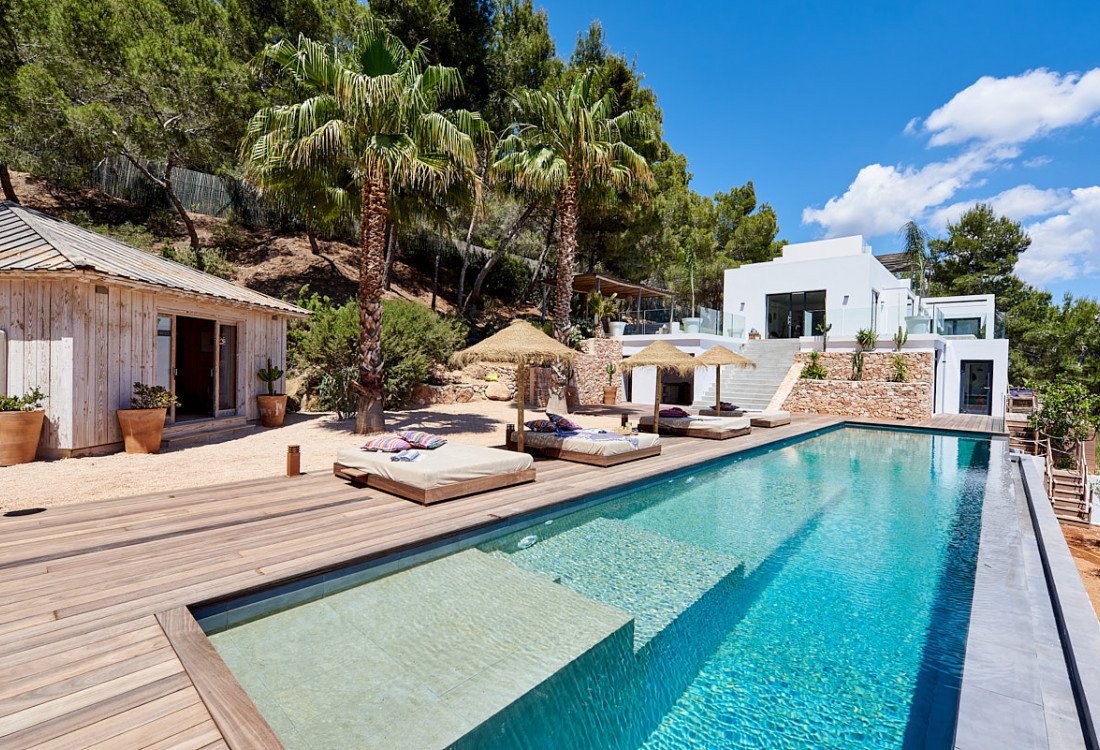 Contemporary luxury in the south of Ibiza - 1