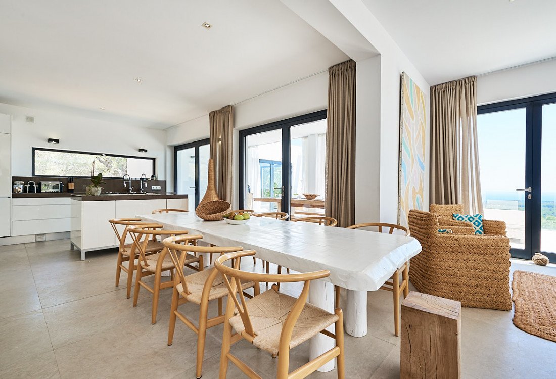 Contemporary luxury in the south of Ibiza - 12