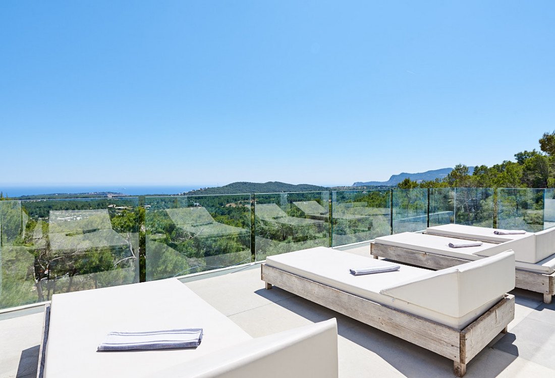 Contemporary luxury in the south of Ibiza - 16