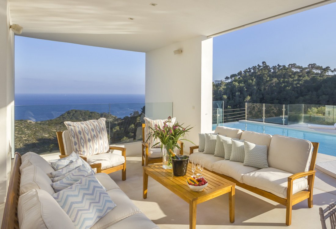 Extraordinary luxury villa with stunning sea views - 9