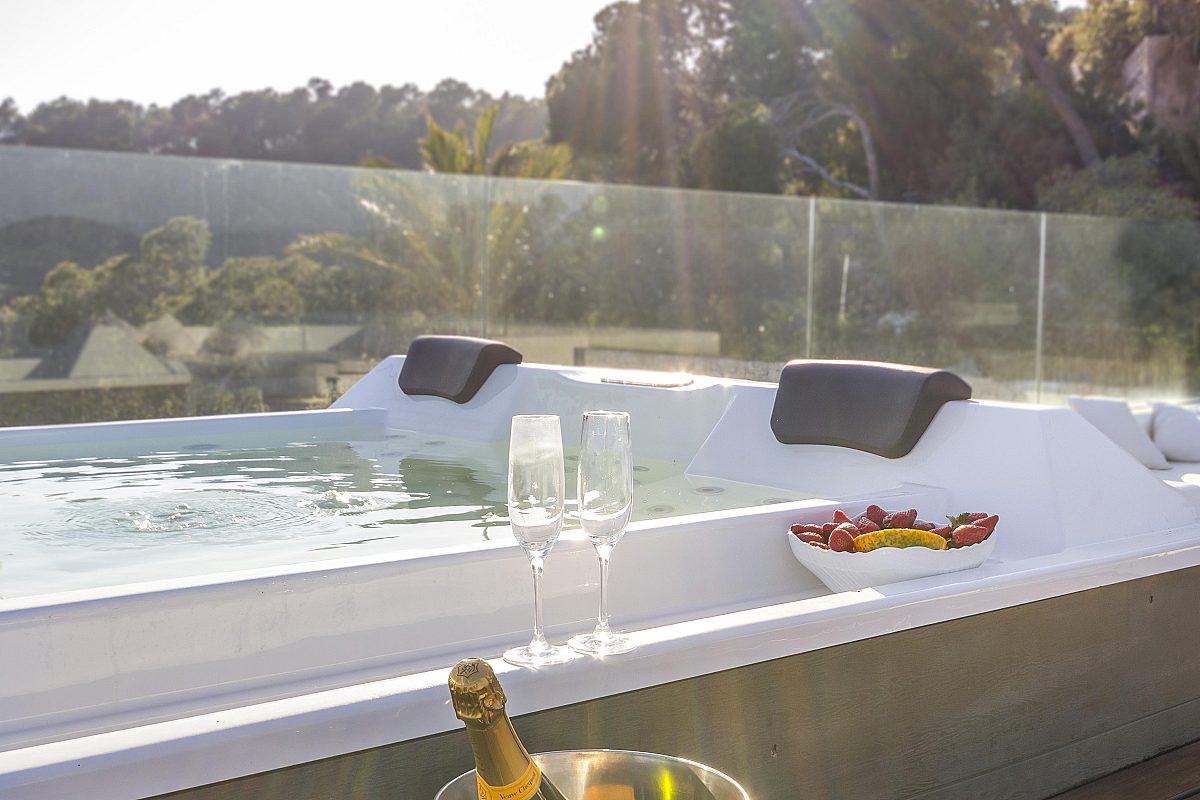 Außergewöhnliche Luxusvilla mit atemberaubendem Meerblick - 20