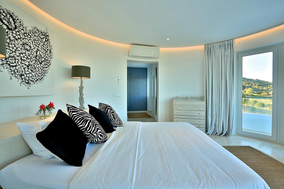 Exklusive Villa in den Hügeln von Es Cubells - 21