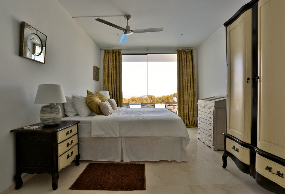Exclusive villa in the hills of Es Cubells - 20