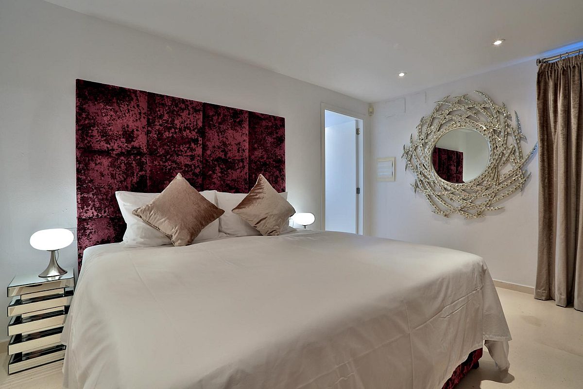 Exklusive Villa in den Hügeln von Es Cubells - 19