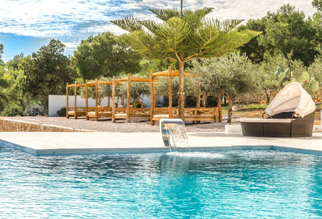 Exclusive villa in the hills of Es Cubells - 2