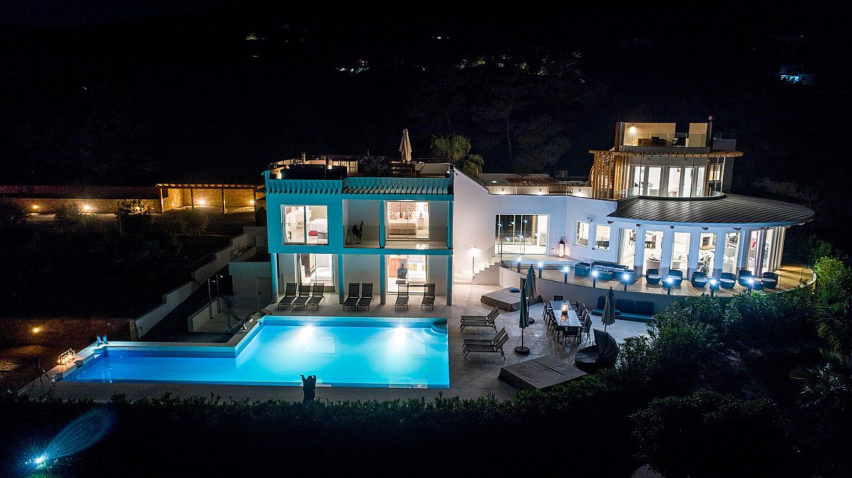 Exklusive Villa in den Hügeln von Es Cubells - 28