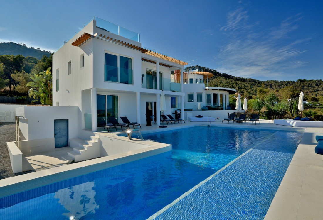 Exclusive villa in the hills of Es Cubells - 6