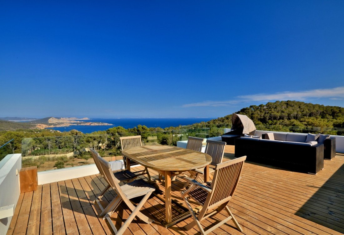 Exclusive villa in the hills of Es Cubells - 13