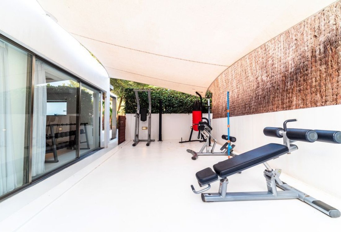 Una villa contemporánea y elegante, en una ubicación muy conveniente - 27