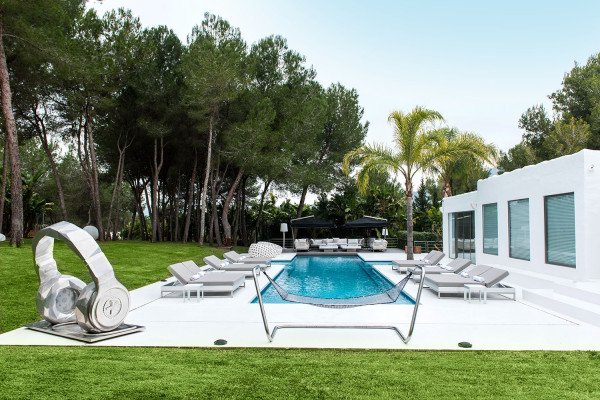 Una villa contemporánea y elegante, en una ubicación muy conveniente - 1