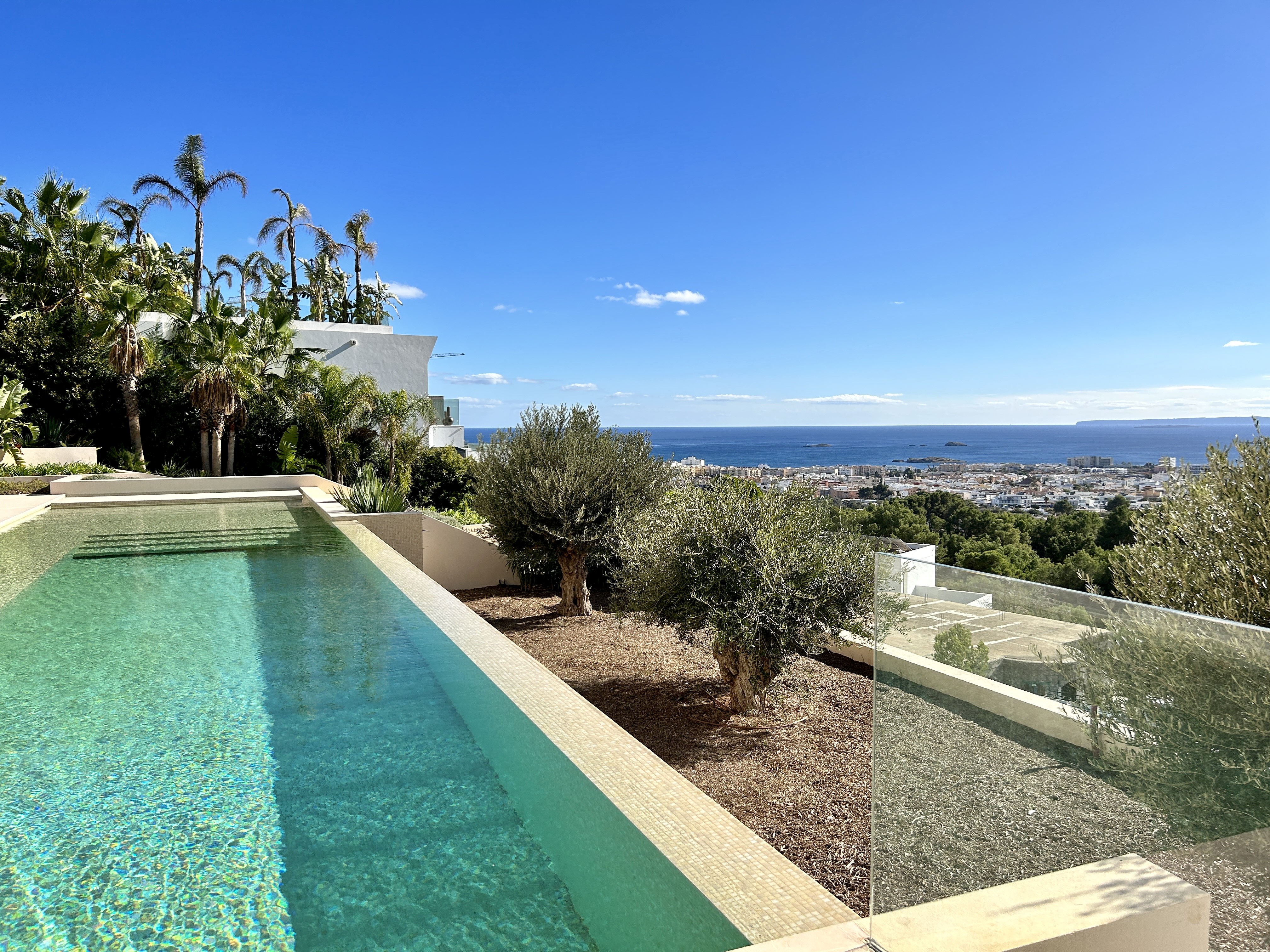 Newly built modern villa close to Ibiza town - 9