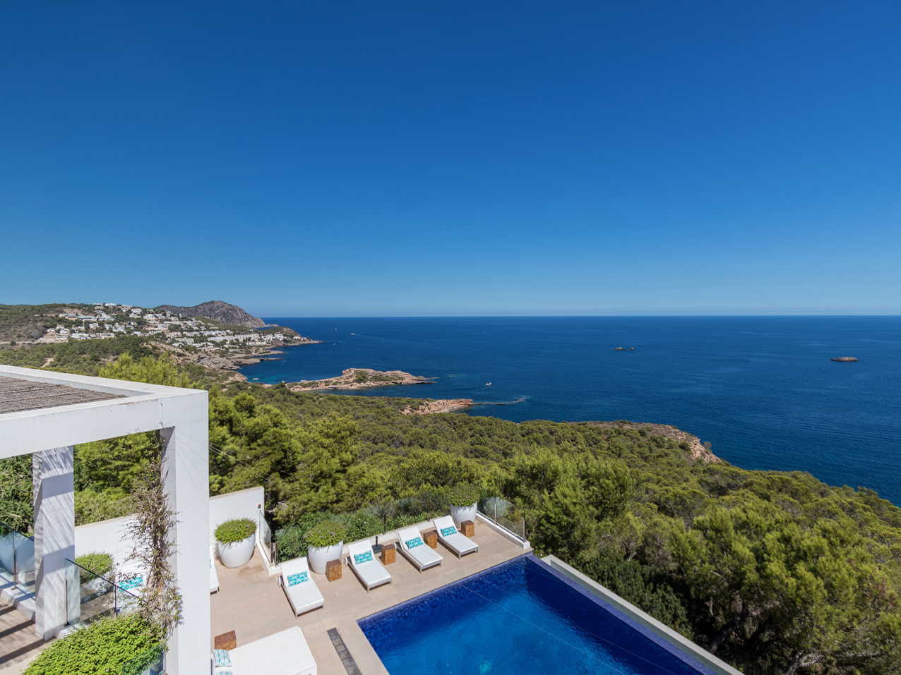 Villa with panoramic views and rental license - 31