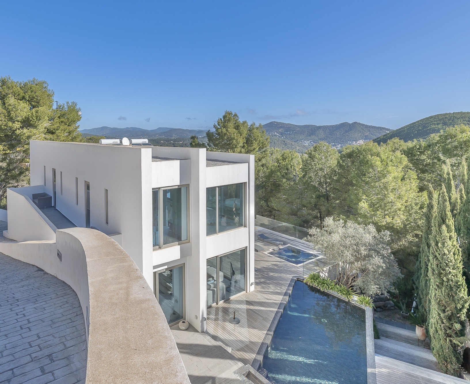 Moderne Villa mit Blick in die Natur - 28