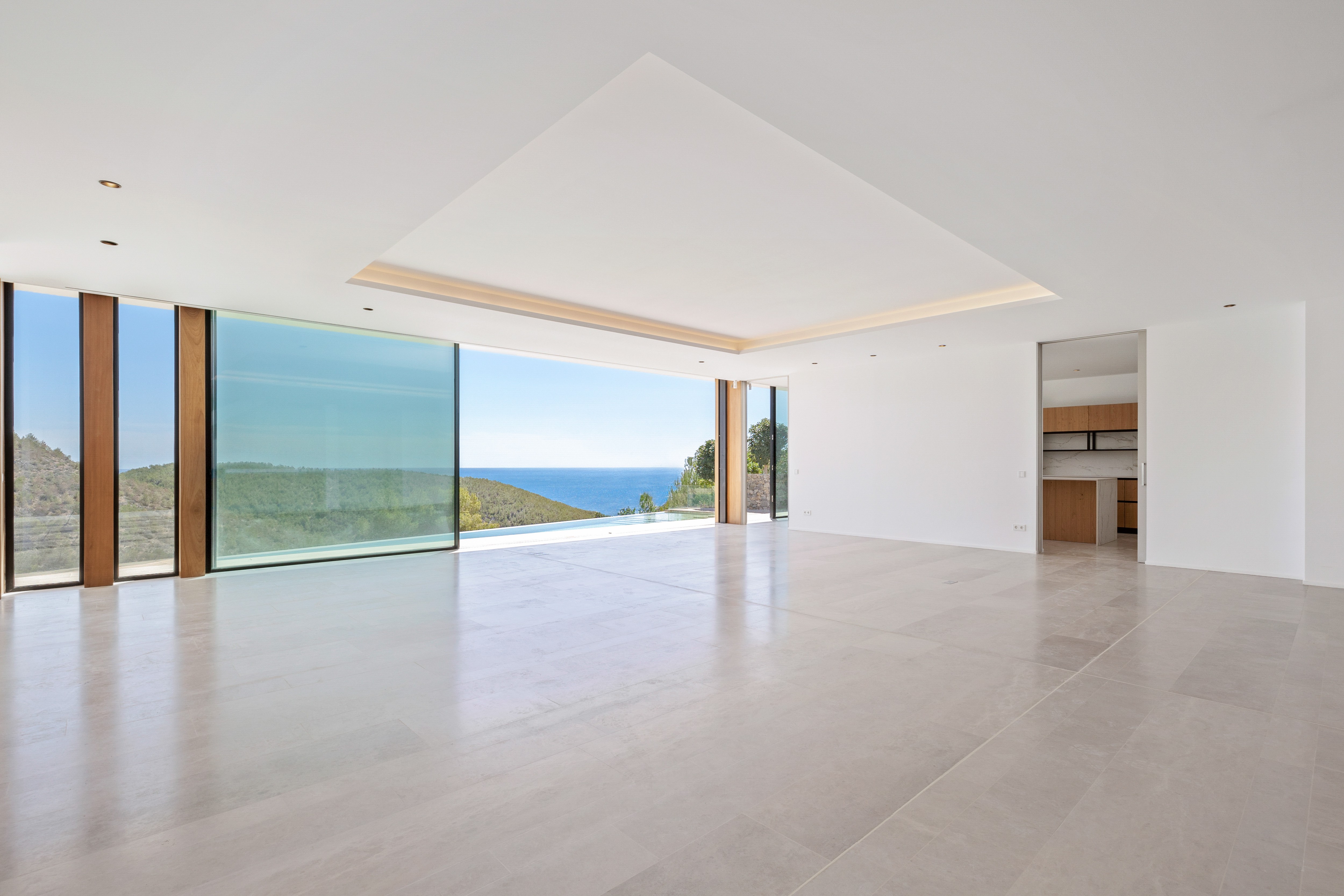 Newly built villa with stunning sea views - 6