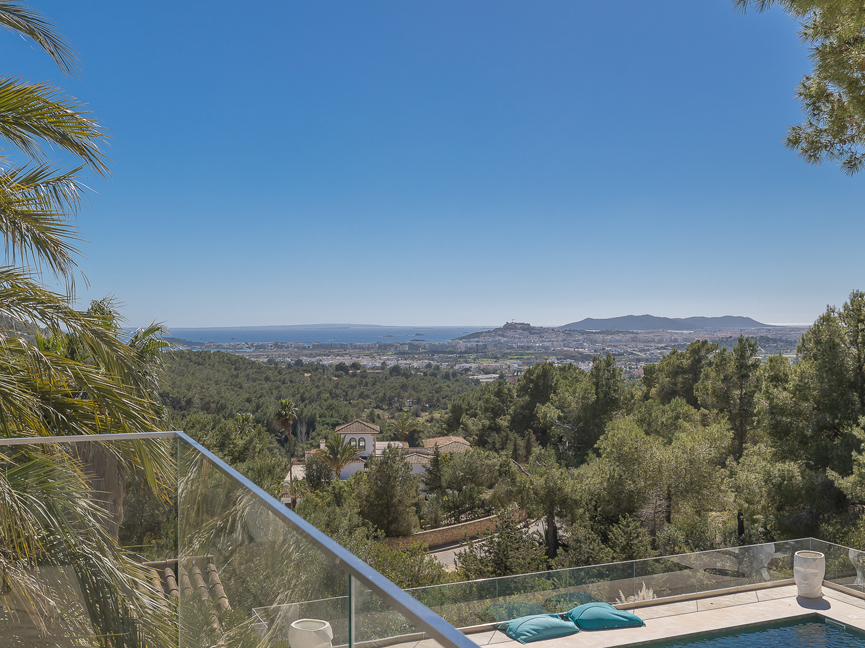 Estilosa villa con impresionantes vistas al mar - 2